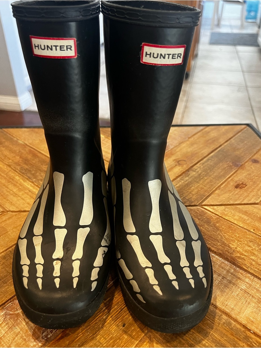 Hunter Kids Black Silver Skeleton Rain Boots Halloween Size 3 - Picture 5 of 16